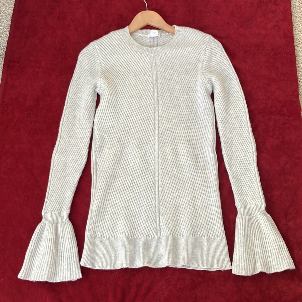 Club Monaco Gray Cashmere Sweater Size M